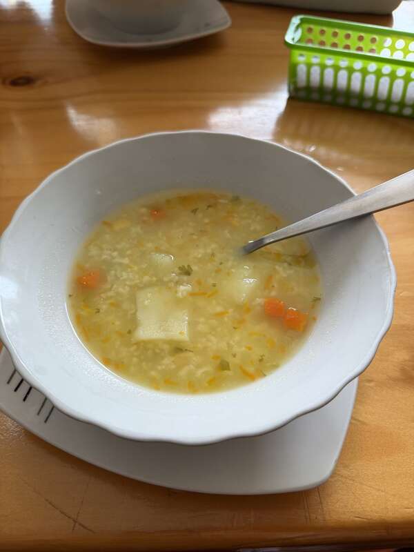 Sopa — typischer erster Gang